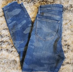 ALL JEANS $12!!! Gap Denim Camo Crop Legging Skimmer